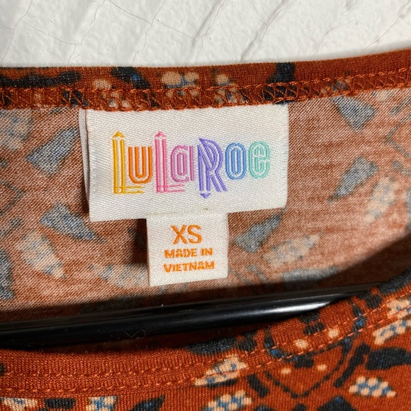 Lularoe Irma XS tunic maroon design - Picture 2 of 7